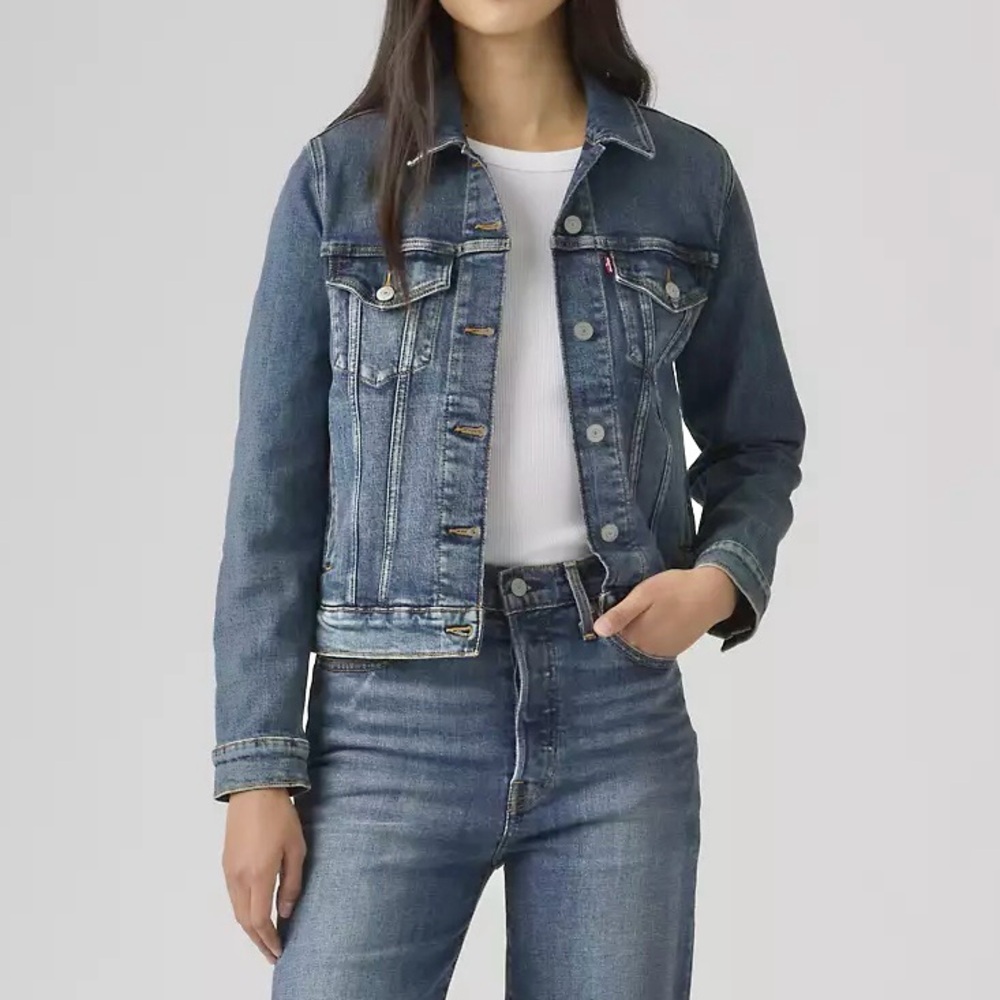 LEVI'S Original Trucker Denim Jacket Classic Medium Wash Blue Jean Outerwear
